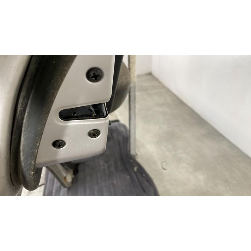 Porte arriere gauche HYUNDAI TERRACAN Photo n°6