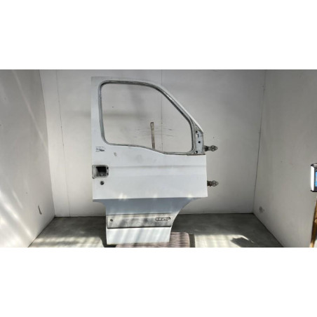 Porte avant droit RENAULT MASTER 2 Photo n°1