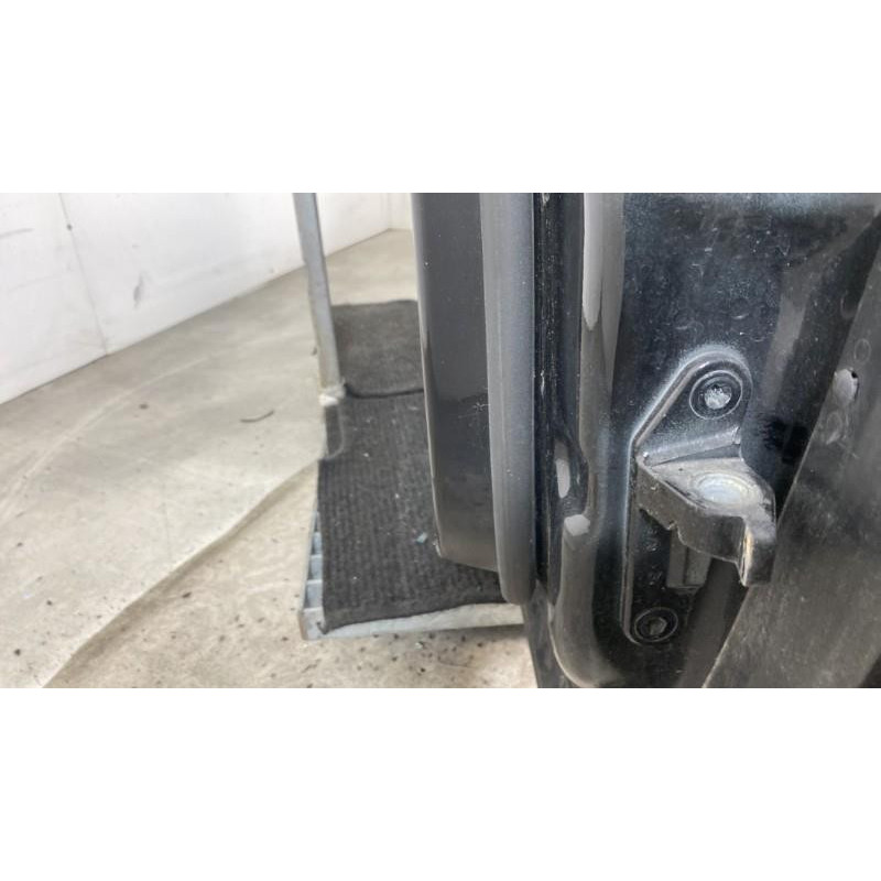 Porte avant gauche MERCEDES CLASSE M 164 Photo n°3