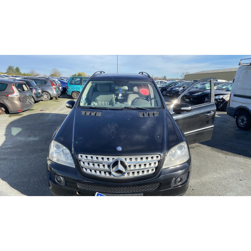 Porte avant gauche MERCEDES CLASSE M 164 Photo n°5