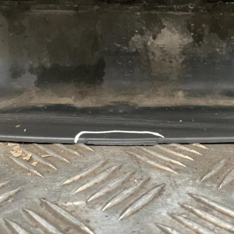 Pare choc arriere RENAULT KANGOO 1 Photo n°9