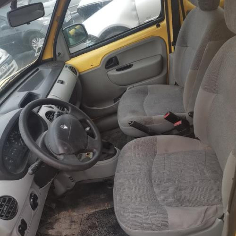 Pare choc arriere RENAULT KANGOO 1 Photo n°16