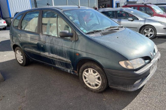 Moteur essuie glace arriere RENAULT SCENIC 1