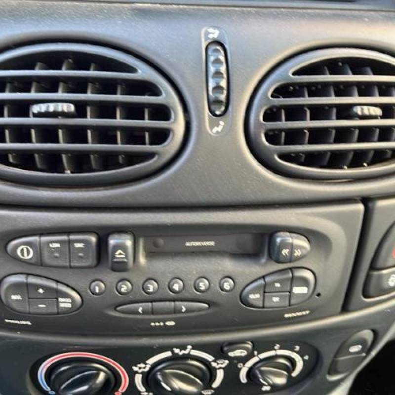 Moteur essuie glace arriere RENAULT SCENIC 1 Photo n°9