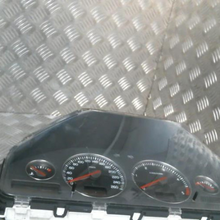 Compteur VOLVO XC 70 1 Photo n°1