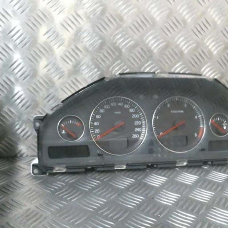 Compteur VOLVO XC 70 1 Photo n°3