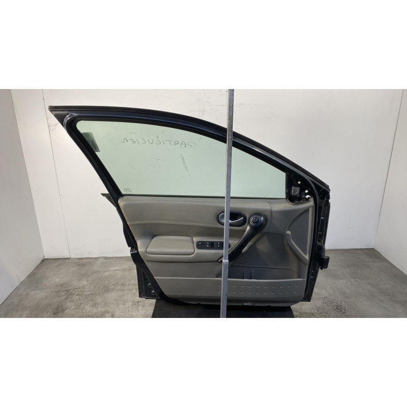 Porte avant gauche RENAULT MEGANE 2 Photo n°5