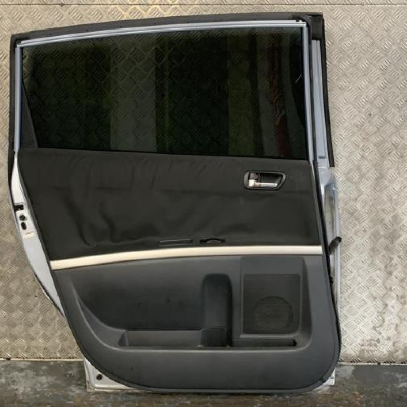 Porte arriere gauche TOYOTA COROLLA VERSO 2 Photo n°4