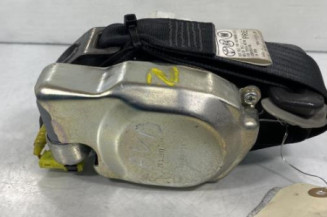 Pretensionneur de ceinture avant droit TOYOTA COROLLA VERSO 2 Photo n°1