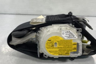 Pretensionneur de ceinture avant droit TOYOTA COROLLA VERSO 2