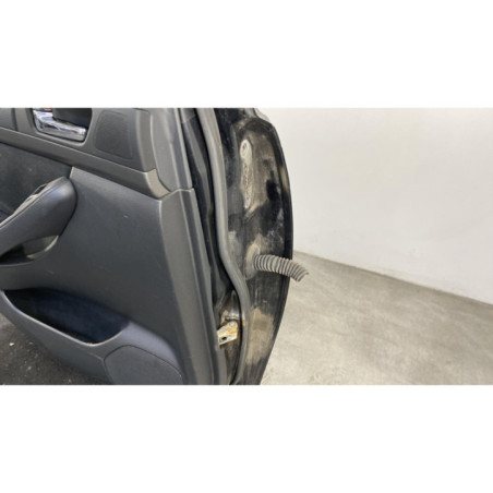Porte arriere gauche TOYOTA AVENSIS 2 Photo n°1