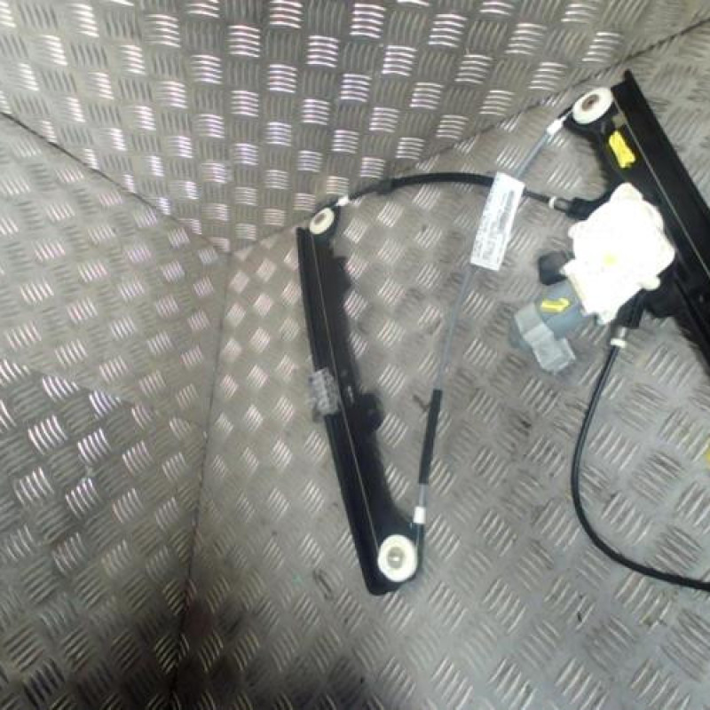 Leve vitre electrique avant droit BMW SERIE 5 E61 Photo n°1