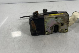 Serrure avant droit PEUGEOT 406