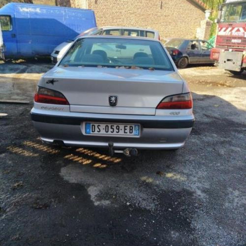 Serrure avant droit PEUGEOT 406 Photo n°6