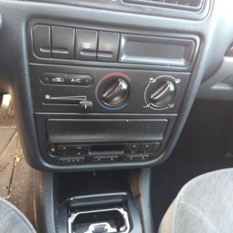 Serrure avant droit PEUGEOT 406 Photo n°11