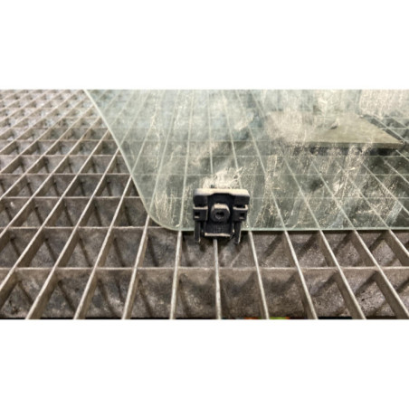 Vitre arriere droit CITROEN C3 2 Photo n°1