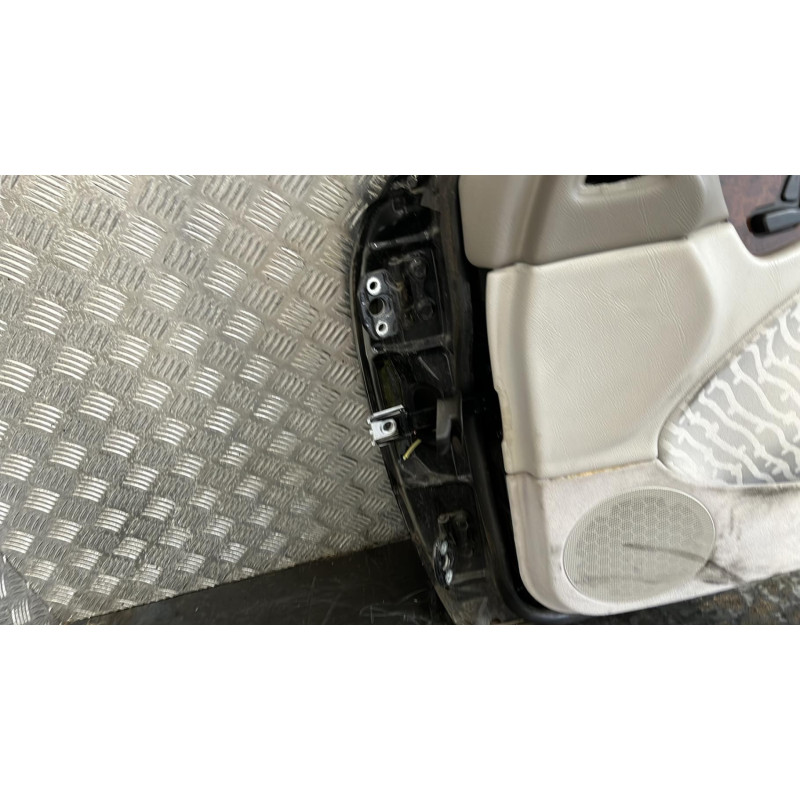 Porte avant droit MERCEDES CLASSE CLK 208 Photo n°2