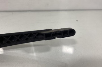 Bras essuie glace arriere PEUGEOT 208 1