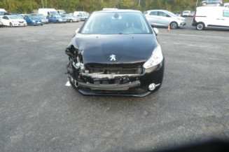 Bras essuie glace arriere PEUGEOT 208 1