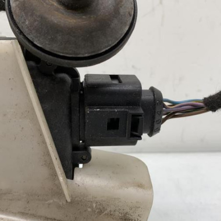 Serrure avant droit VOLKSWAGEN GOLF 4