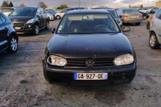 Serrure avant droit VOLKSWAGEN GOLF 4
