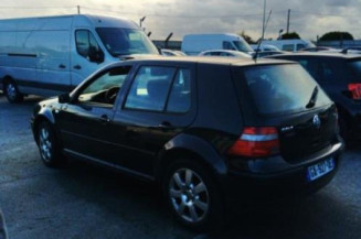 Serrure avant droit VOLKSWAGEN GOLF 4