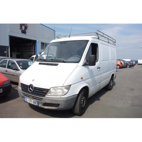 Crosse arriere gauche MERCEDES SPRINTER 1 Photo n°1