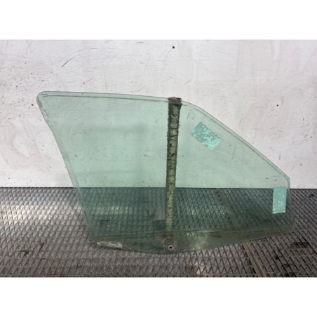 Vitre avant gauche CITROEN ZX Photo n°1