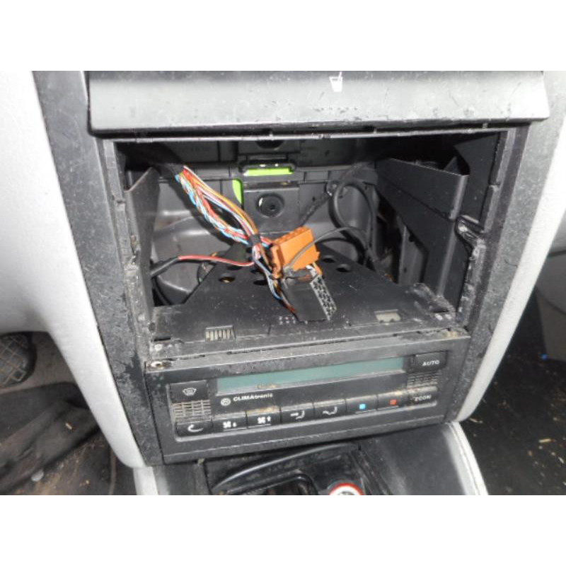 Porte arriere droit VOLKSWAGEN GOLF 4 Photo n°8