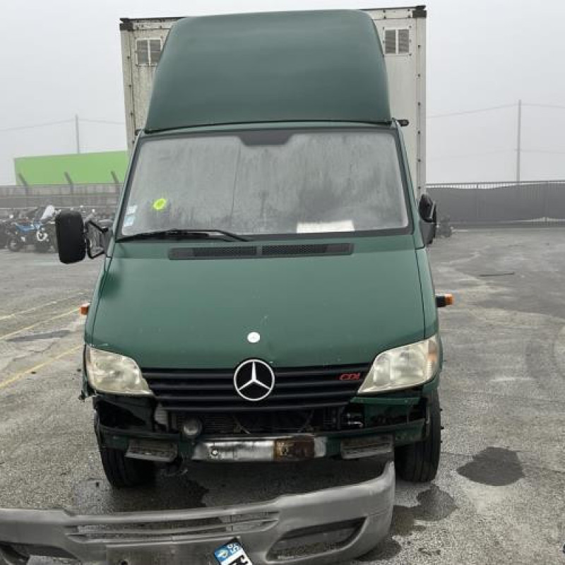 Serrure avant gauche MERCEDES SPRINTER 1 Photo n°3