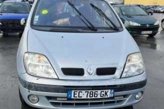 Leve vitre electrique avant droit RENAULT SCENIC 1