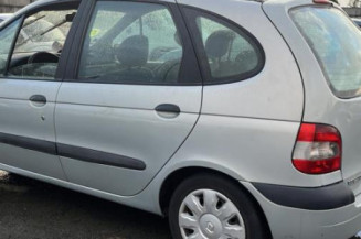 Leve vitre electrique avant droit RENAULT SCENIC 1