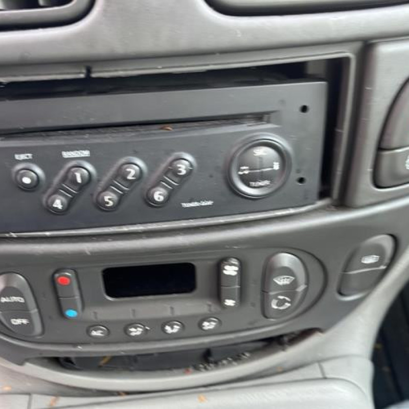Leve vitre electrique avant droit RENAULT SCENIC 1 Photo n°9