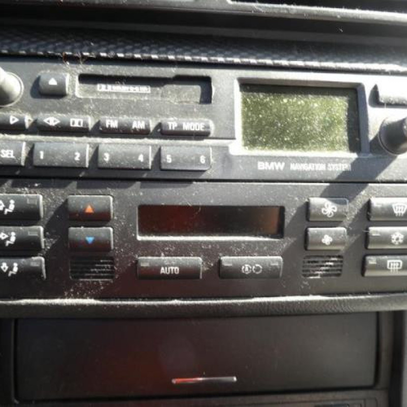 Serrure avant droit BMW SERIE 3 E46 Photo n°9