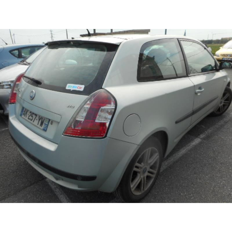 Porte avant droit FIAT STILO Photo n°6