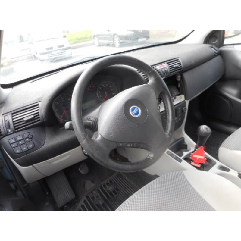 Porte avant droit FIAT STILO Photo n°8