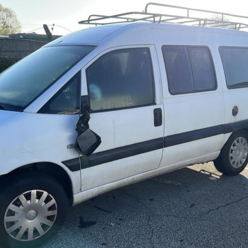 Porte avant droit CITROEN JUMPY 1 Photo n°8