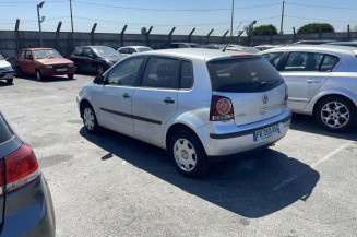 Pretensionneur de ceinture avant gauche VOLKSWAGEN POLO 4