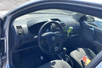 Pretensionneur de ceinture avant gauche VOLKSWAGEN POLO 4