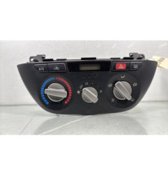 Commande chauffage TOYOTA RAV4 2 Photo n°1