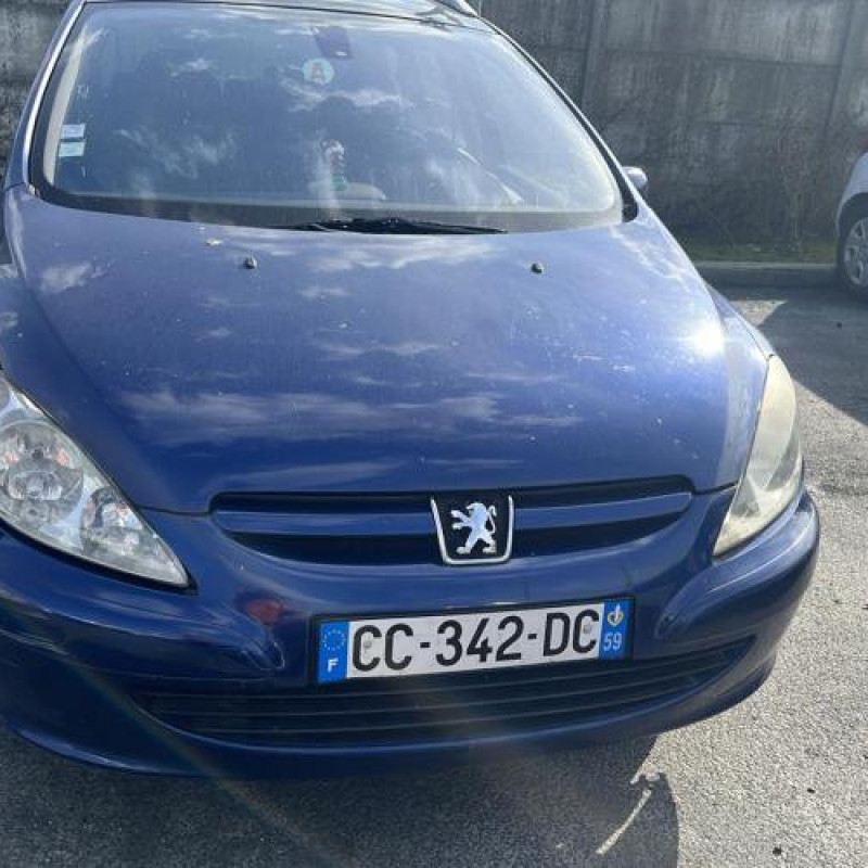 Pretensionneur de ceinture avant droit PEUGEOT 307 Photo n°4