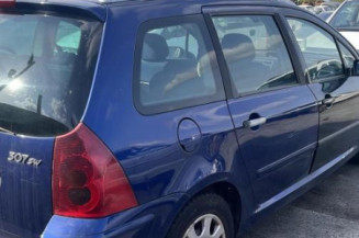 Pretensionneur de ceinture avant droit PEUGEOT 307