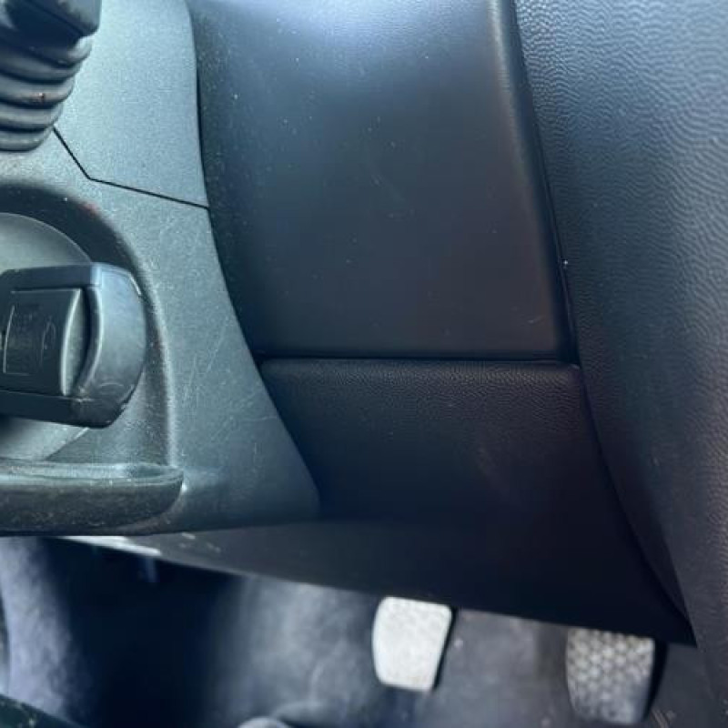 Porte avant droit OPEL TIGRA 2 Photo n°16