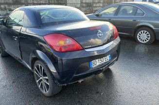 Porte avant gauche OPEL TIGRA 2