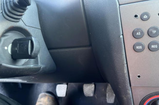 Porte avant gauche OPEL TIGRA 2