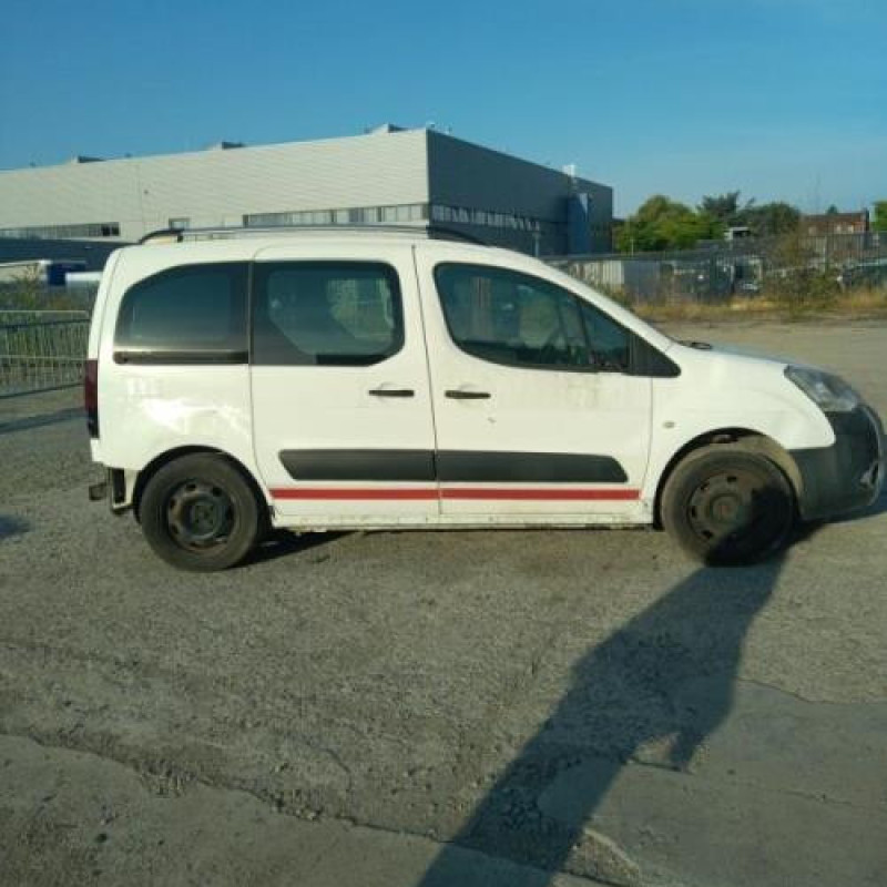 Pretensionneur de ceinture avant droit CITROEN BERLINGO 2 Photo n°5