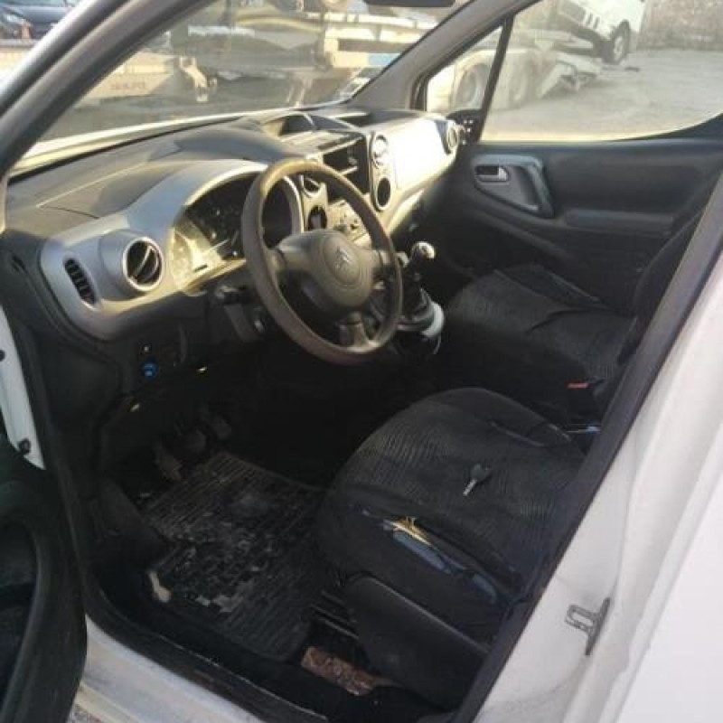 Pretensionneur de ceinture avant droit CITROEN BERLINGO 2 Photo n°8