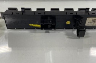 Bouton de warning PEUGEOT 3008 1