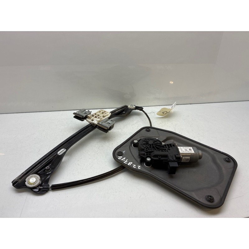 Leve vitre electrique avant gauche SKODA FABIA 2 Photo n°4