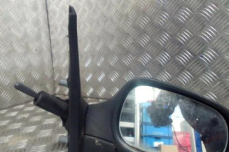 Retroviseur droit RENAULT CLIO 2 Photo n°1